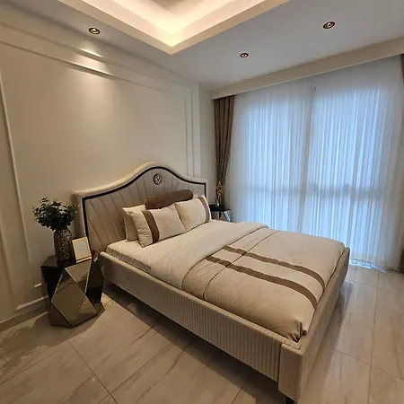 Cebeci Towers Mahmutlar Luxury Appartement *